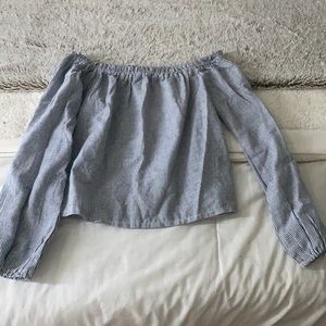 Brandy Melville off the shoulder top